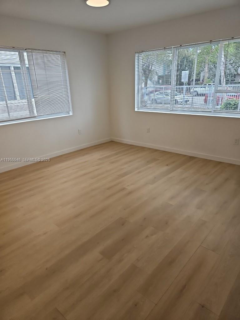 551/557 MICHIGAN CONDO - Residential