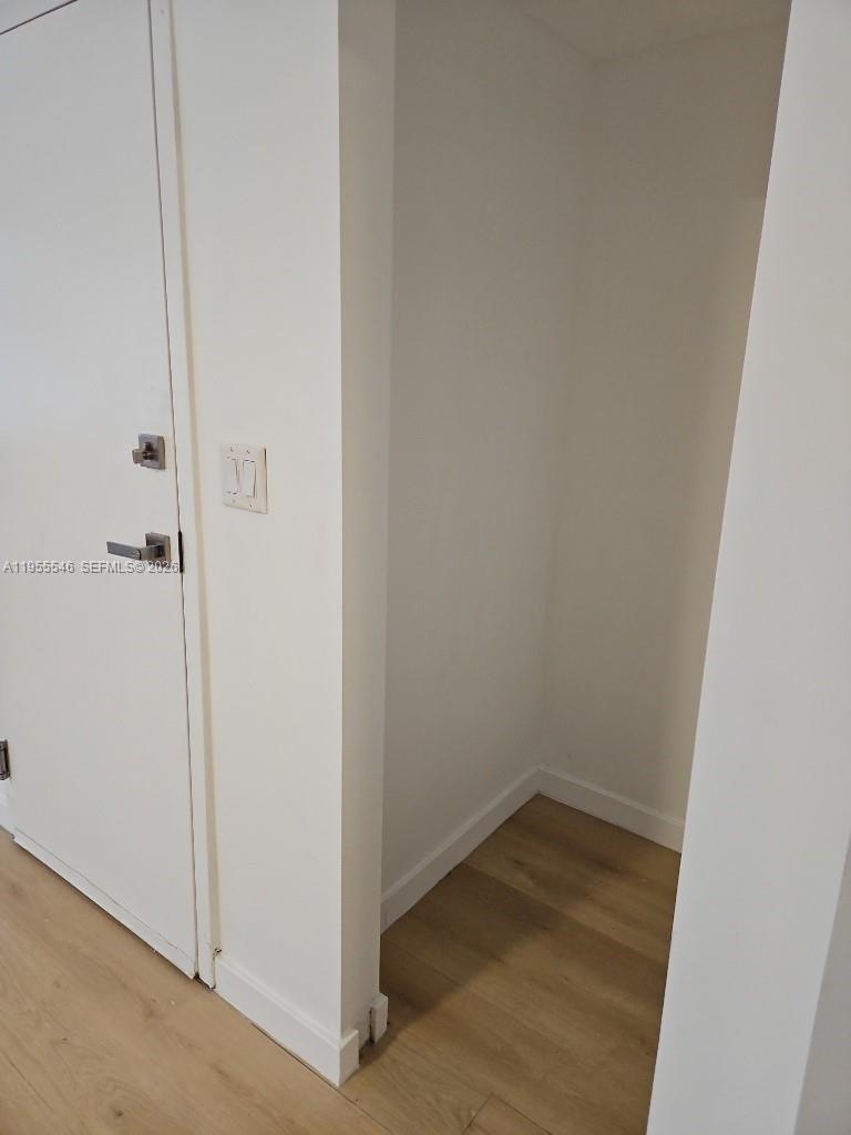 551/557 MICHIGAN CONDO - Residential