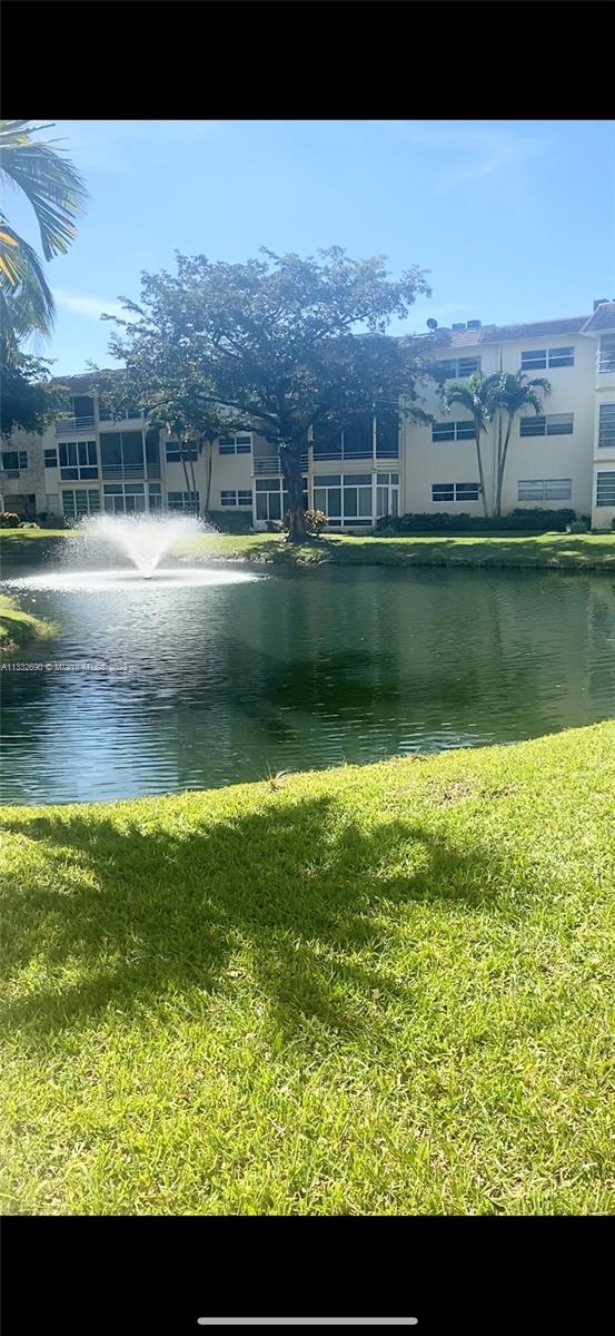 QUINSANA GARDENS CONDO - Residential