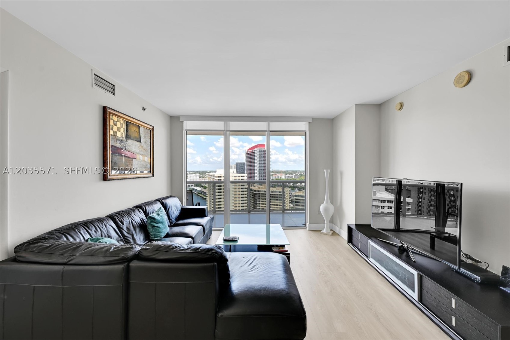 BEACH CLUB CONDO - Residential Lease