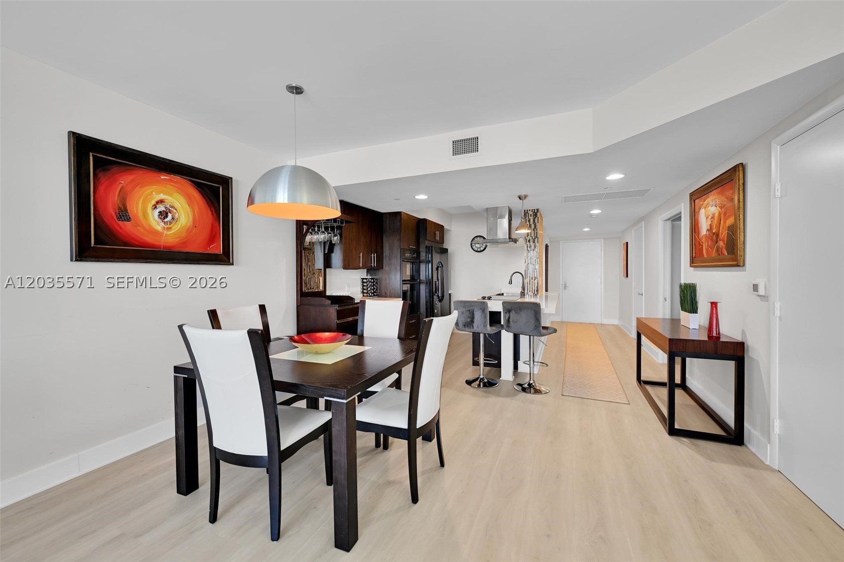 BEACH CLUB CONDO - Residential Lease