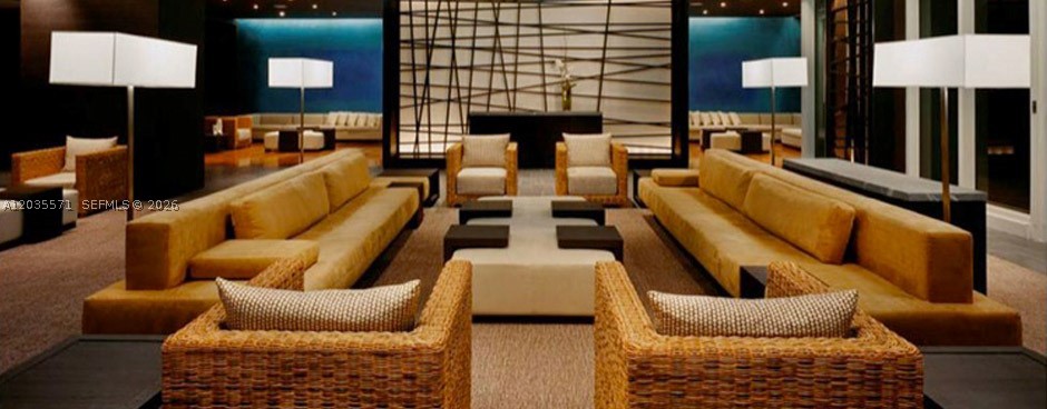 BEACH CLUB CONDO - Residential Lease