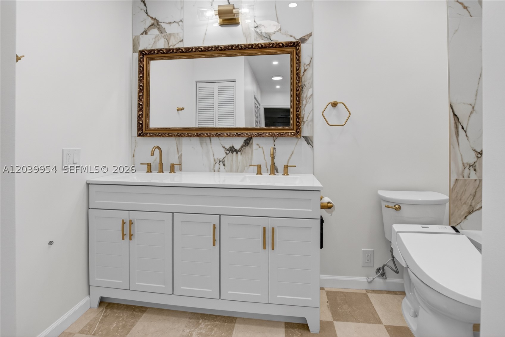 Limetree Condominium - Residential