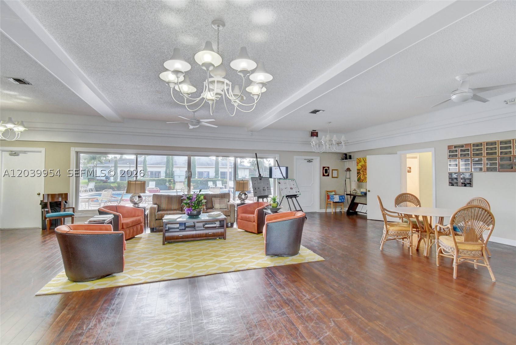 Limetree Condominium - Residential