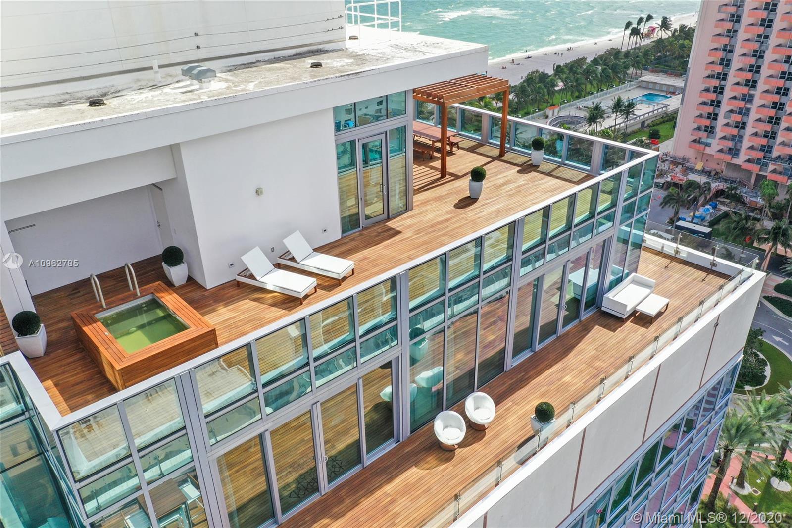 2901 COLLINS CONDO - Residential