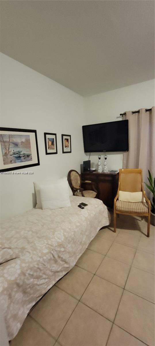 VILLAS AT CARMEL CONDO NO - Residential