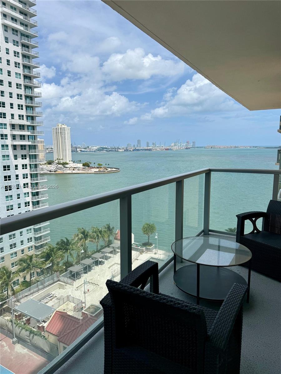 Beautiful 3-bedroom, 2-bathroom corner unit at the prestigious The Mark on Brickell, offered fully furnished and equipped. This bright and spacious residence features an open-concept living area, walk-in closets, and a wraparound balcony with stunning panoramic views of the bay and city skyline.

Ideal for end-users or investors, with 30-day rentals allowed. Enjoy resort-style amenities including a waterfront pool and jacuzzi, state-of-the-art fitness center, spa, sauna, tennis and racquetball courts, business center, clubroom, convenience store, and a renowned bayfront restaurant.

Prime location within walking distance to Brickell City Centre, top dining, banks, MetroMover, and Metrorail. Basic cable, internet, and water included. Assigned parking plus valet available.