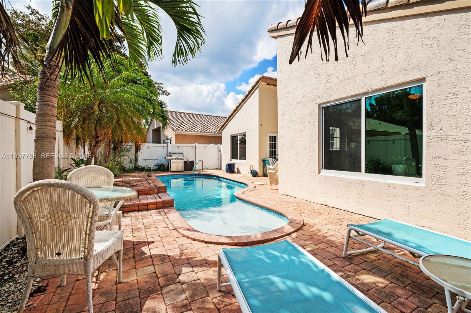 COQUINA LAKES - Residential