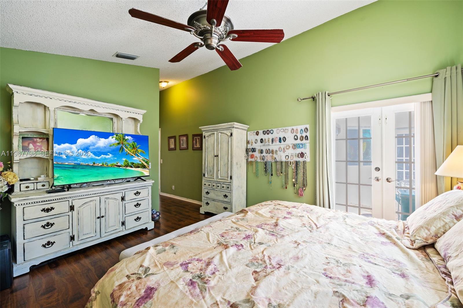 COQUINA LAKES - Residential