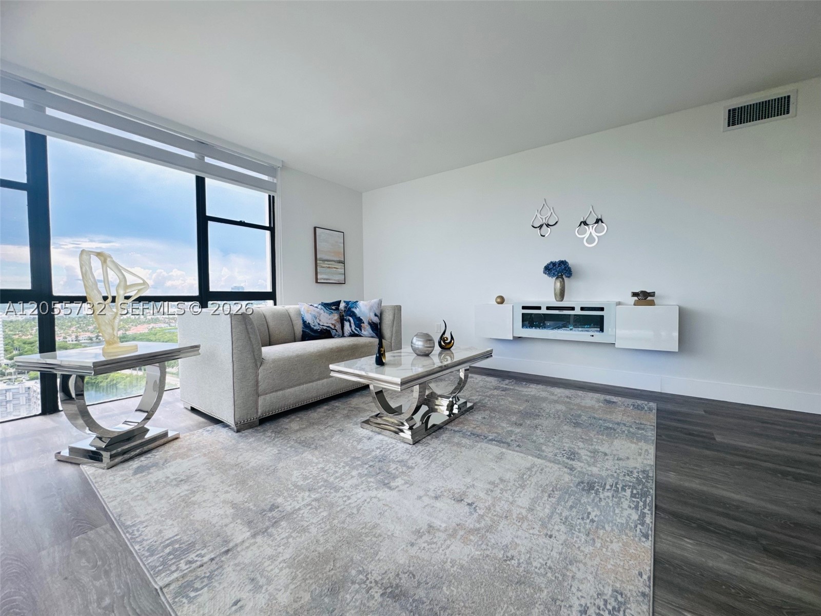 AVENTURA ELDORADO CONDO - Residential
