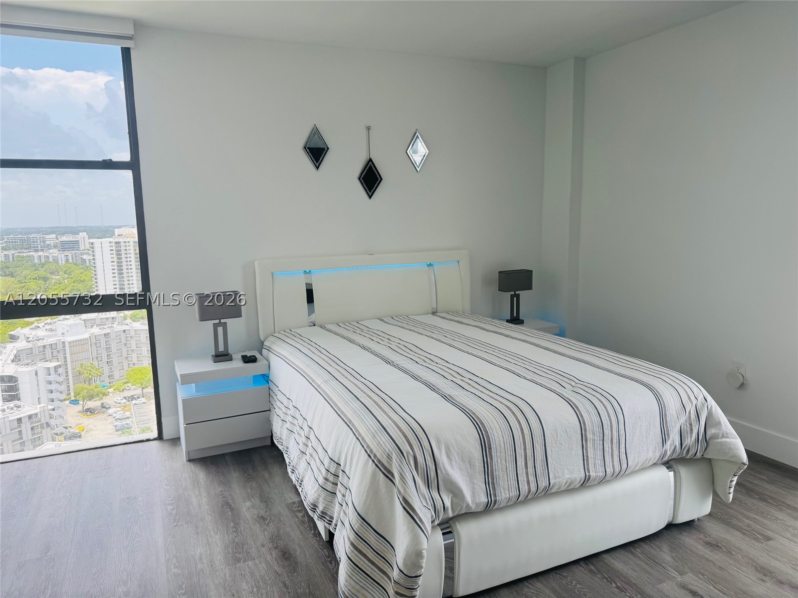 AVENTURA ELDORADO CONDO - Residential