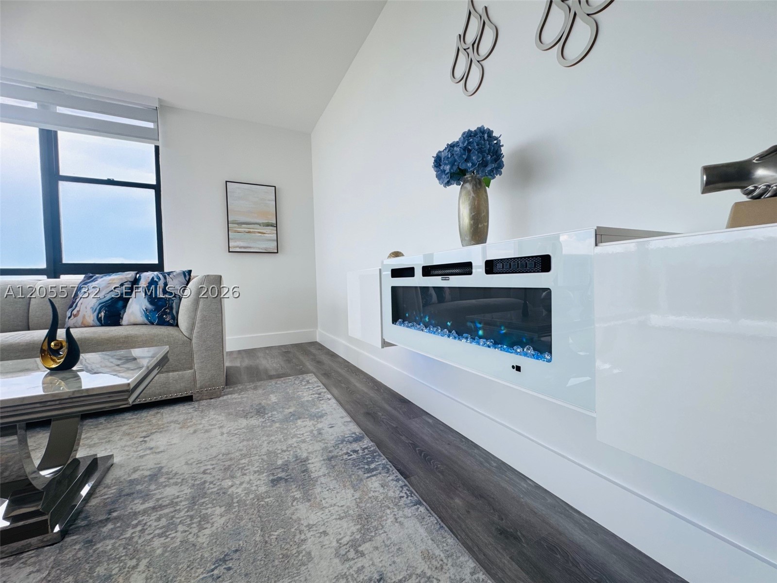 AVENTURA ELDORADO CONDO - Residential