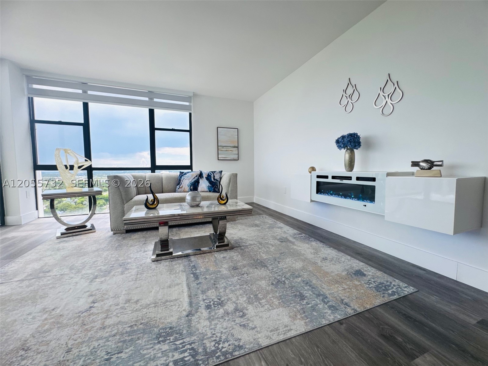 AVENTURA ELDORADO CONDO - Residential