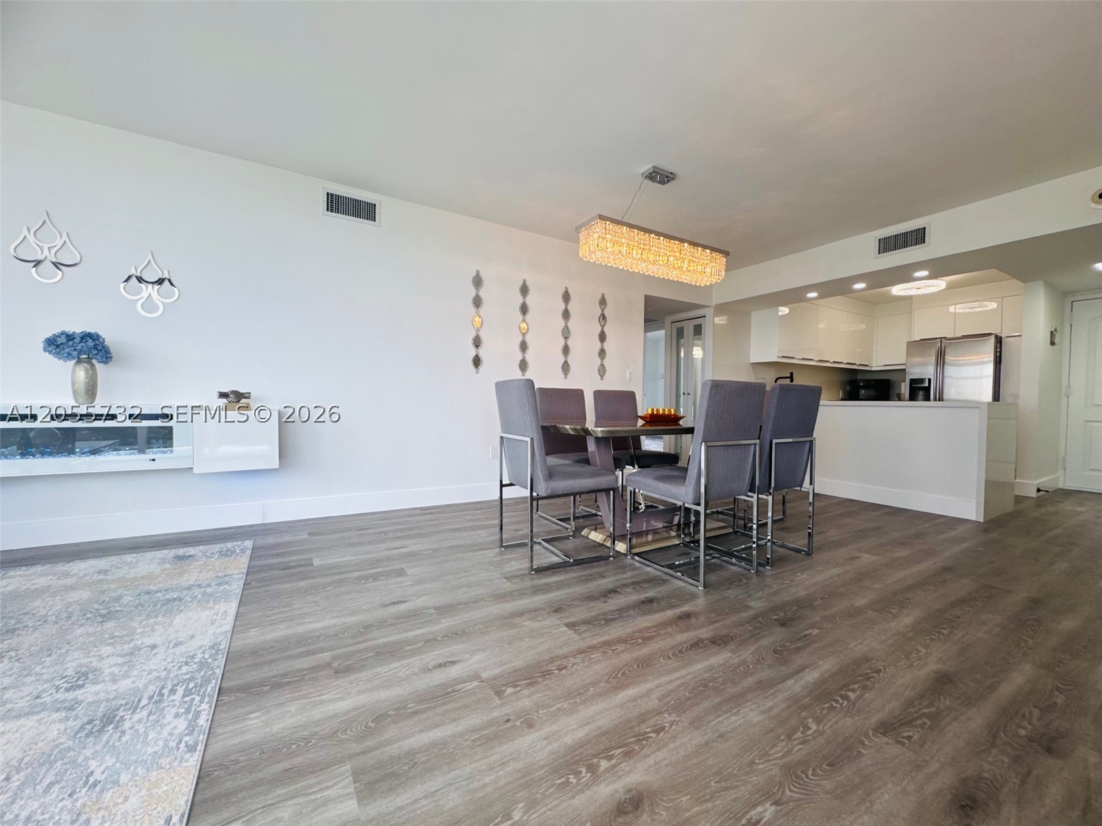 AVENTURA ELDORADO CONDO - Residential