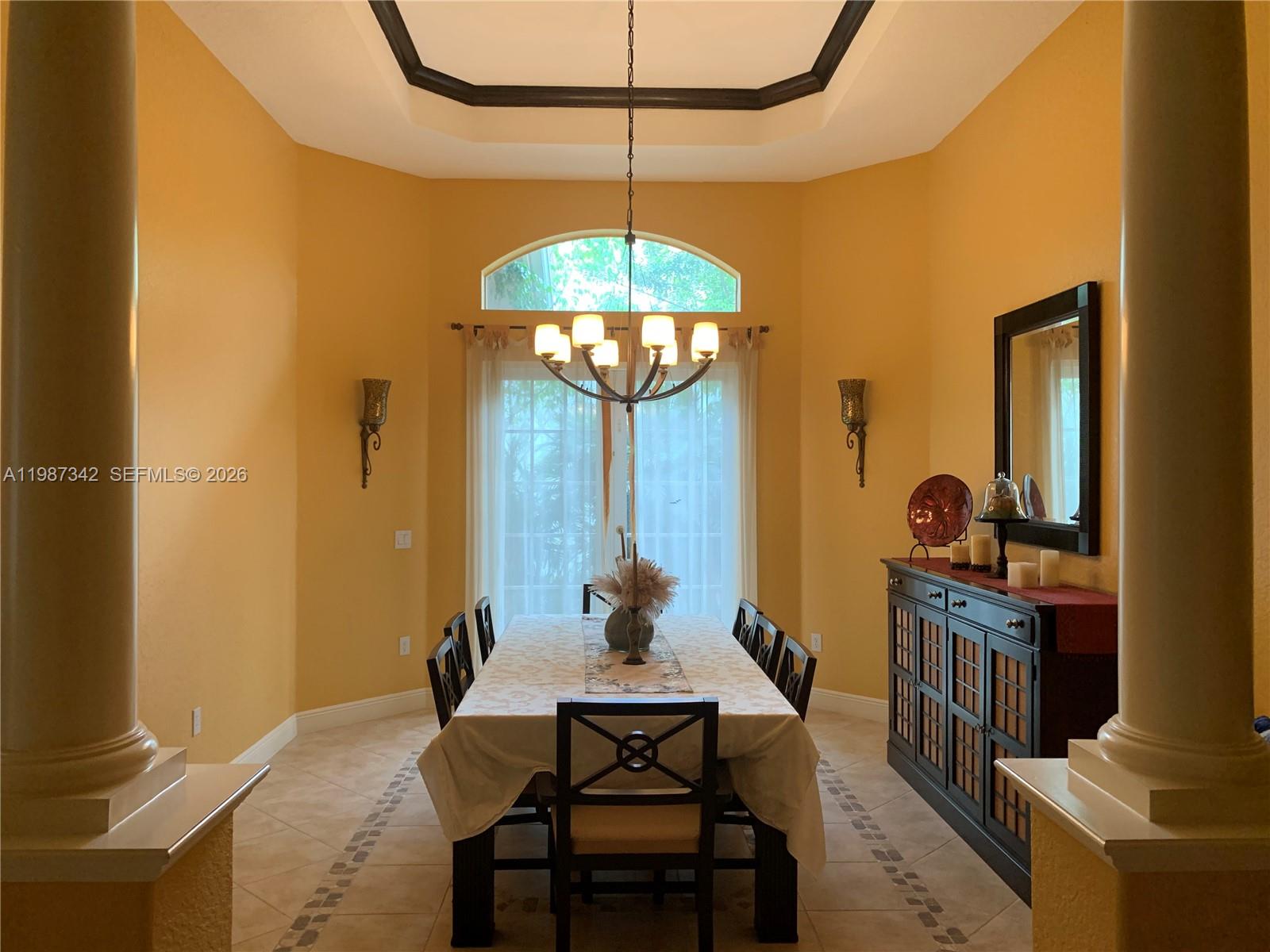 SUNSET LAKES PLAT THREE - Residential