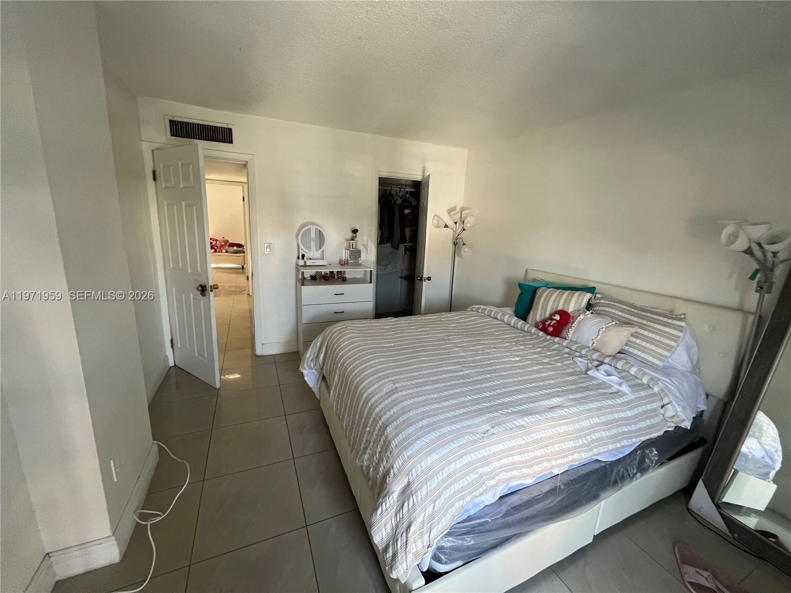 PARKVIEW CONDO NO 1 - Residential