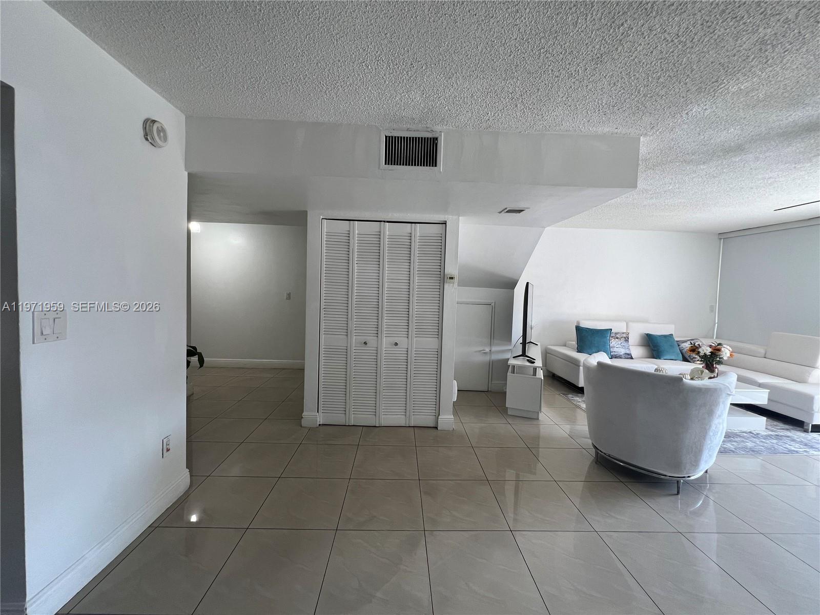 PARKVIEW CONDO NO 1 - Residential