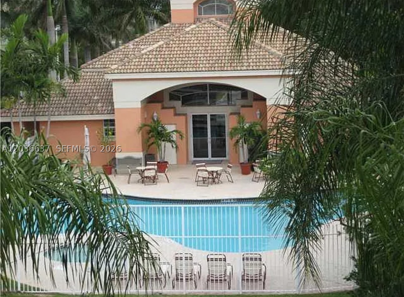 Beautiful 1st-floor 2BR/2BA rental in Courtyards at Davie with open kitchen, granite counters, stainless steel appliances, spacious bedrooms and assigned parking. Community offers pool, gym, volleyball, clubhouse and maintained grounds. Close to Nova Southeastern University, FAU Davie Campus, UF Davie Campus, Broward College and McFatter Technical College. Near Davie shopping, restaurants, Starbucks, Trader Joe’s, Publix, Costco, Whole Foods and Home Depot. Approx. 10-15 min to Broward Mall, 20-25 min to Sawgrass Mills, 15-20 min to FLL, 35-45 min to MIA, and close to downtown Fort Lauderdale, nightlife and beach. Tenant occupied; do not disturb tenants. 24-hour advance notice required. Text listing agent for showings.
