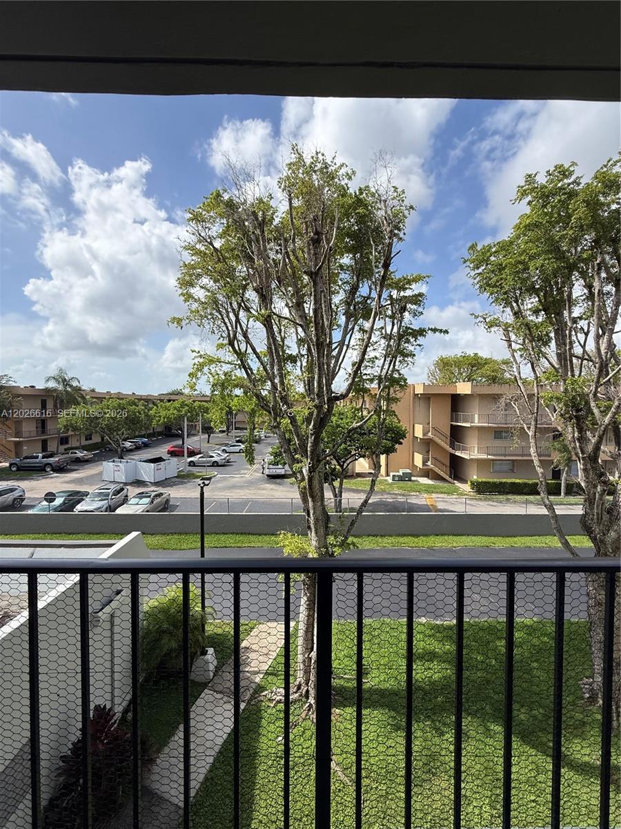NOB HILL WEST CONDO - Residential Lease