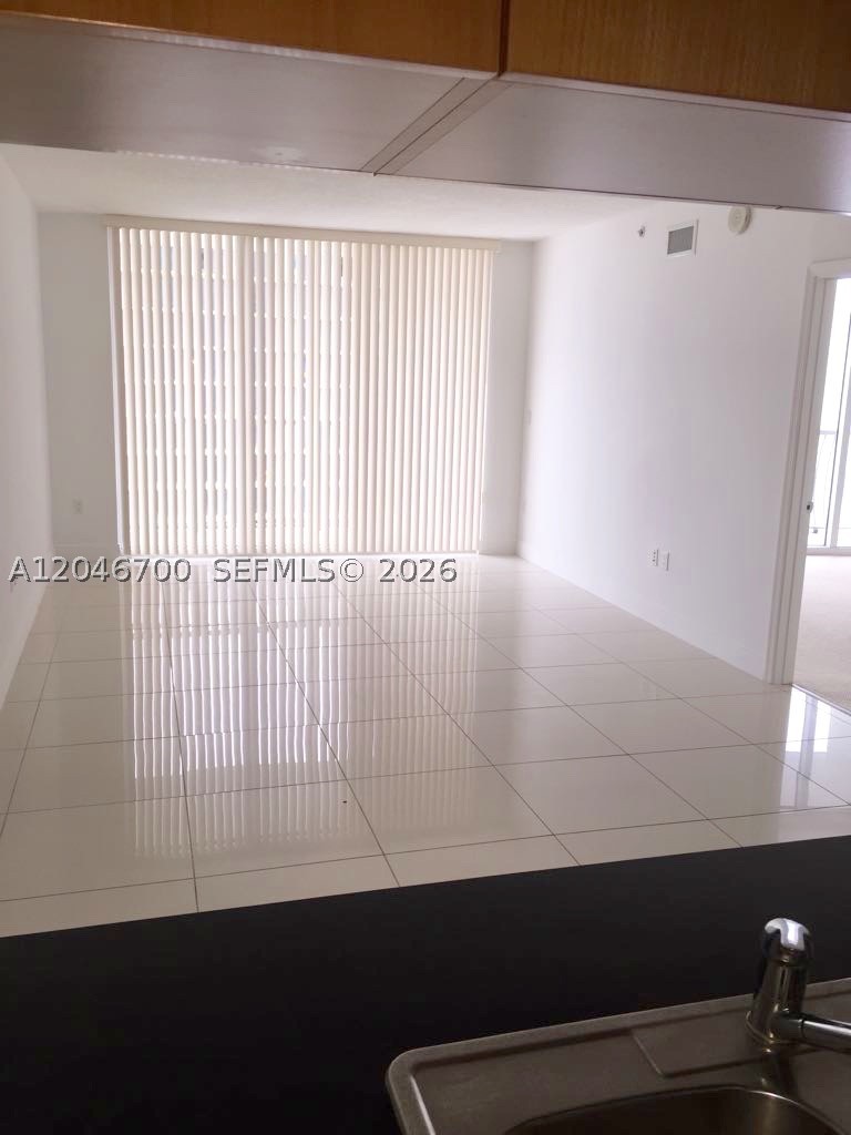 OPERA TOWER CONDO - Residential