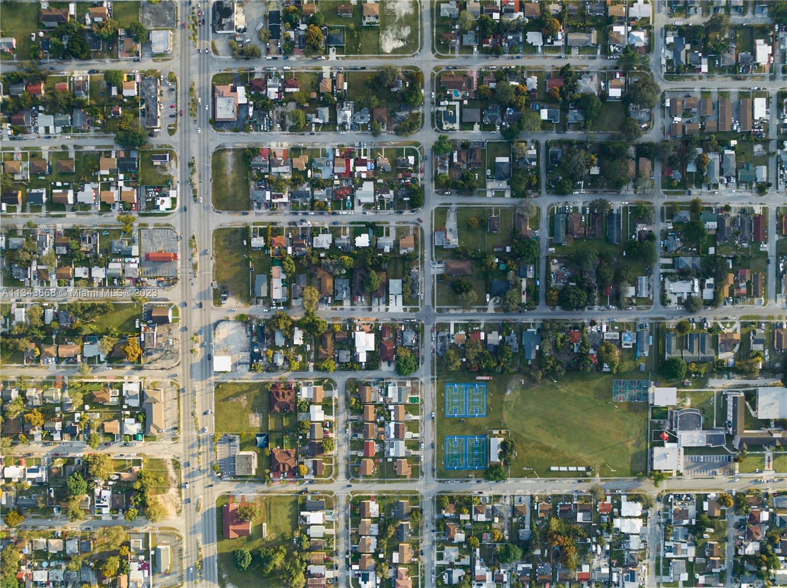 W LITTLE RIVER REV - Residential Lease