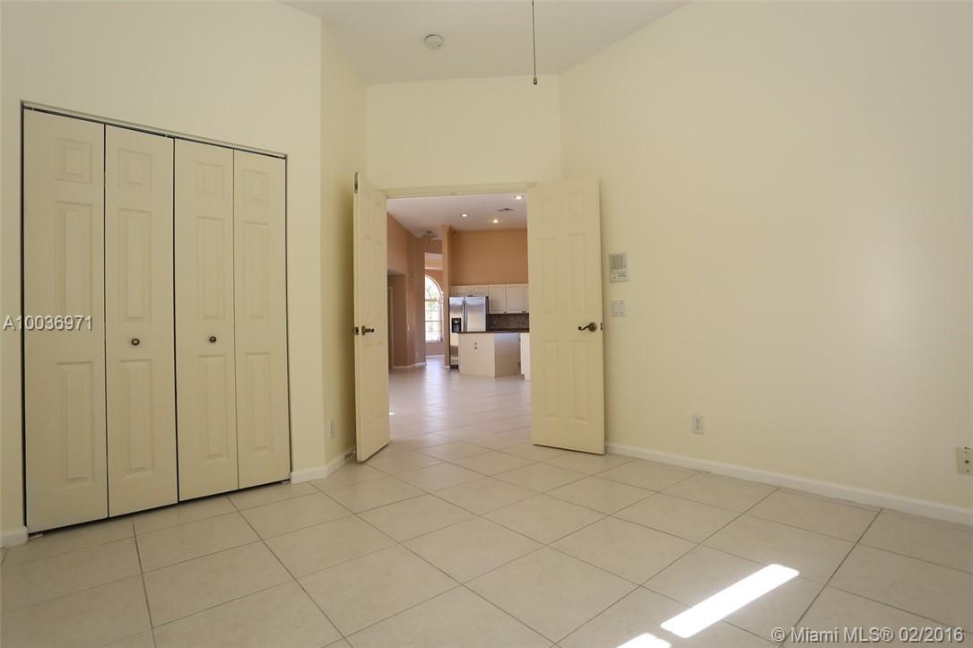 Diamond Head 155-24 B - Residential