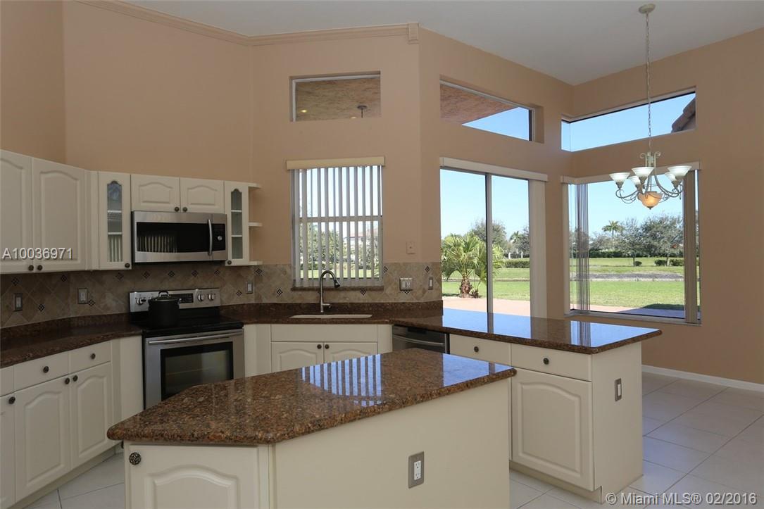 Diamond Head 155-24 B - Residential