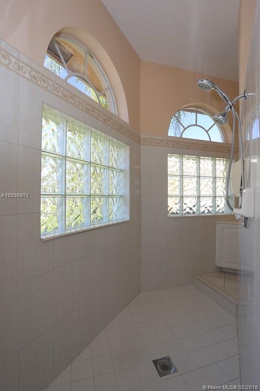 Diamond Head 155-24 B - Residential