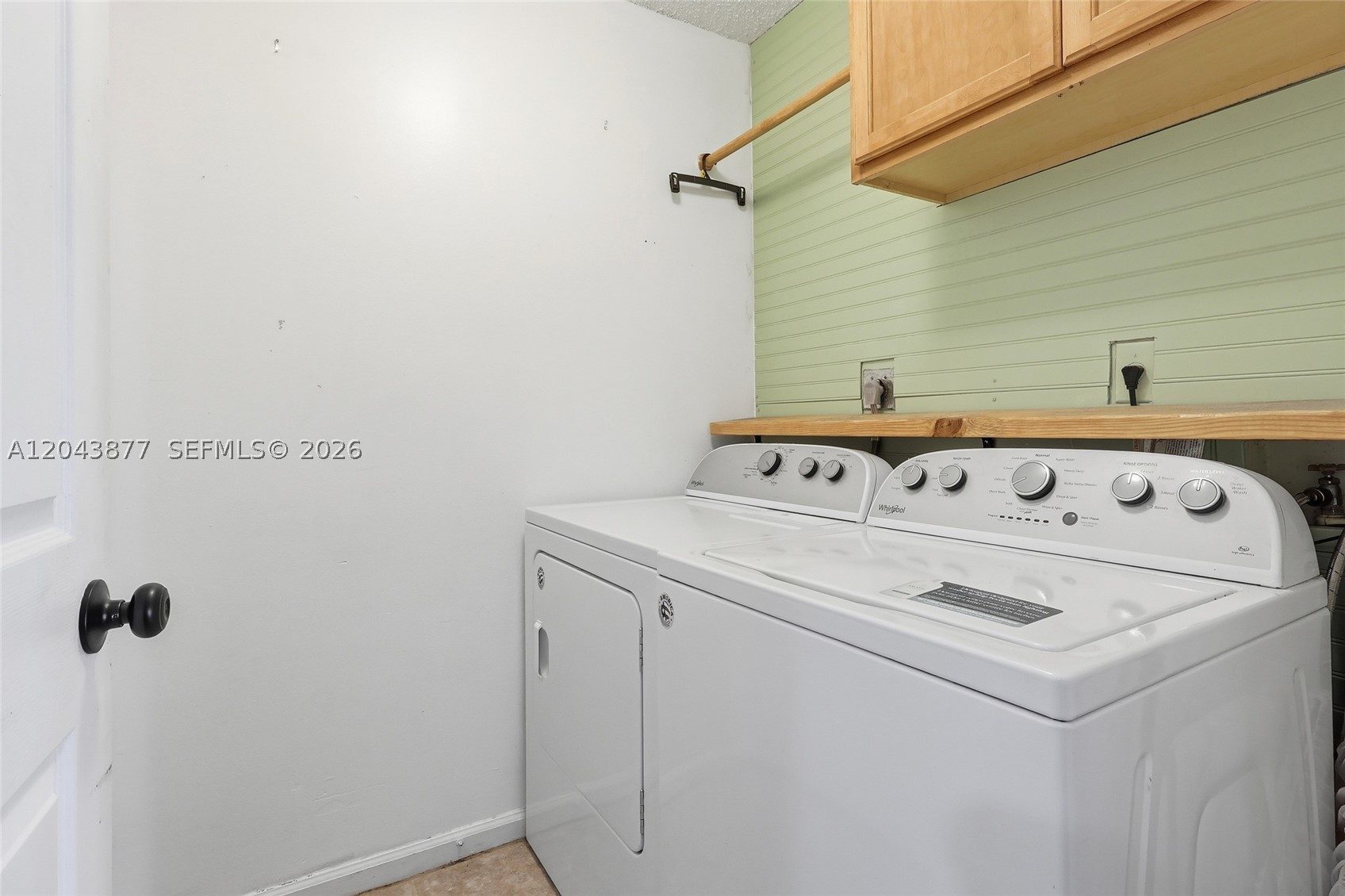 KEYS-GATE NO 2 - Residential