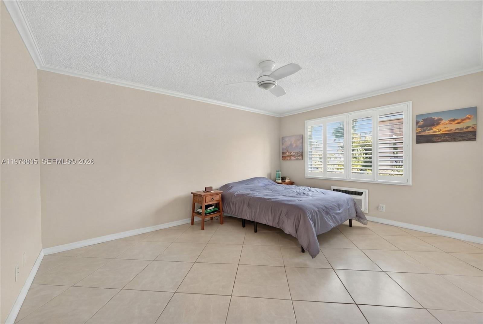 HAMPTON EAST CONDO - Residential