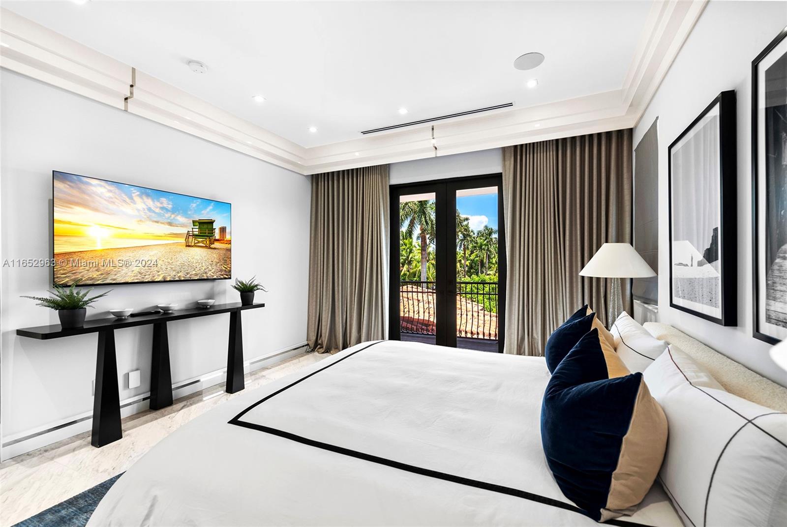 GOLDEN BEACH SEC E - Residential Lease