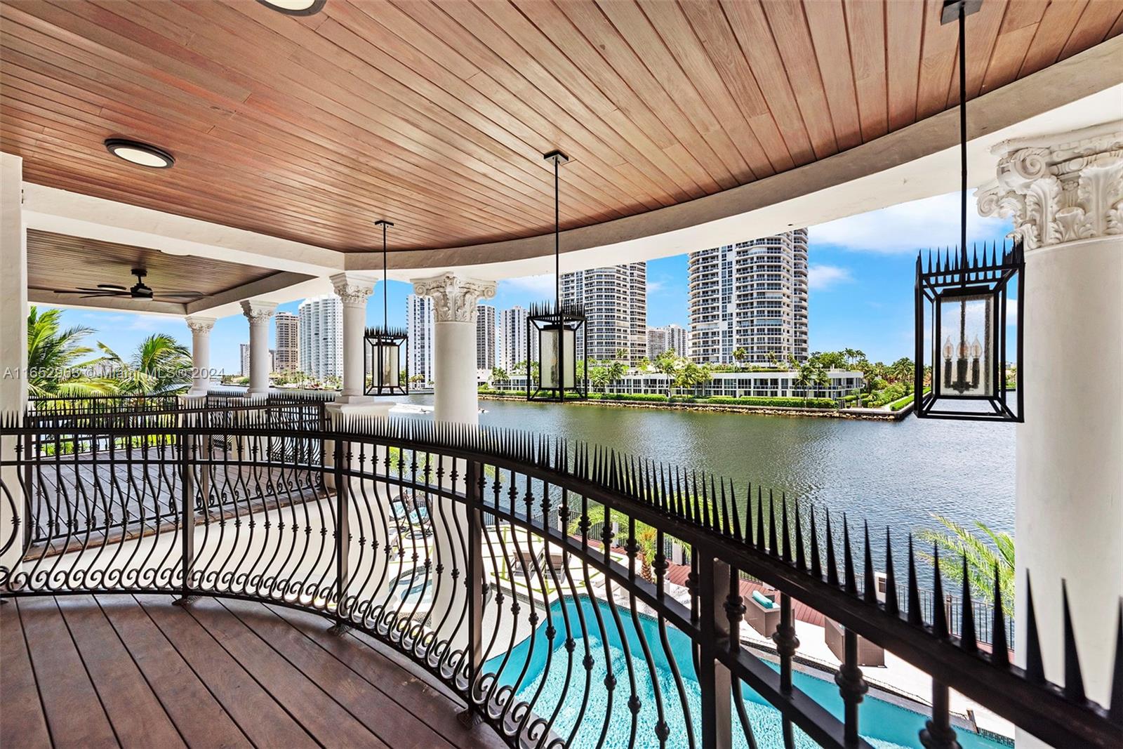 GOLDEN BEACH SEC E - Residential Lease