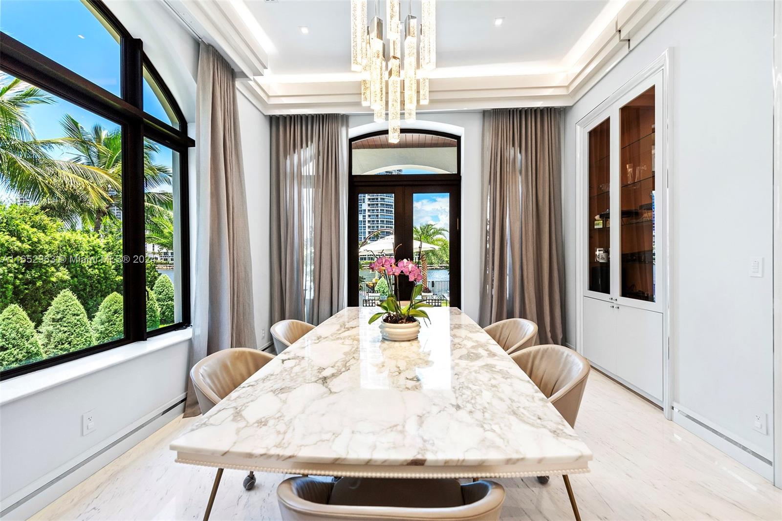 GOLDEN BEACH SEC E - Residential Lease
