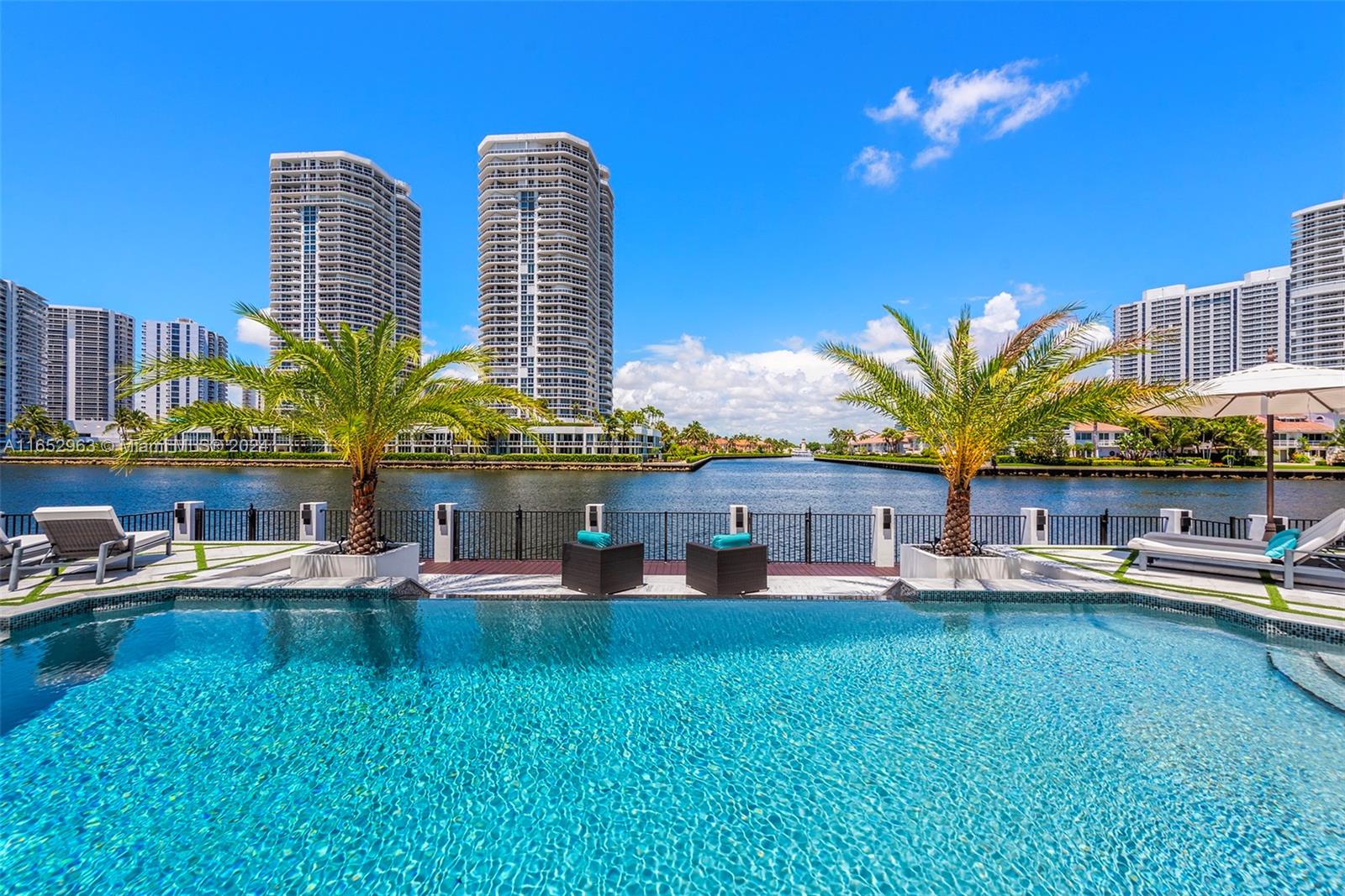 GOLDEN BEACH SEC E - Residential Lease