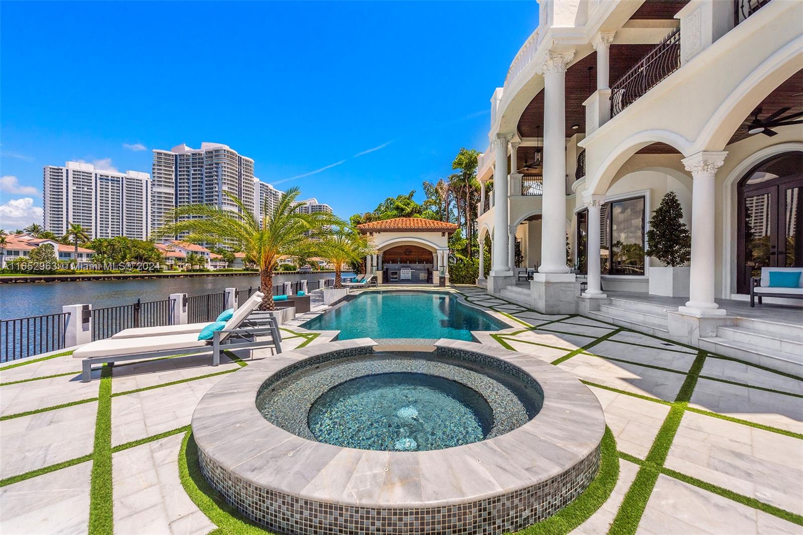 GOLDEN BEACH SEC E - Residential Lease