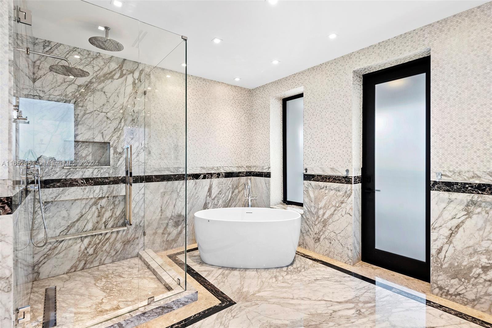 GOLDEN BEACH SEC E - Residential Lease