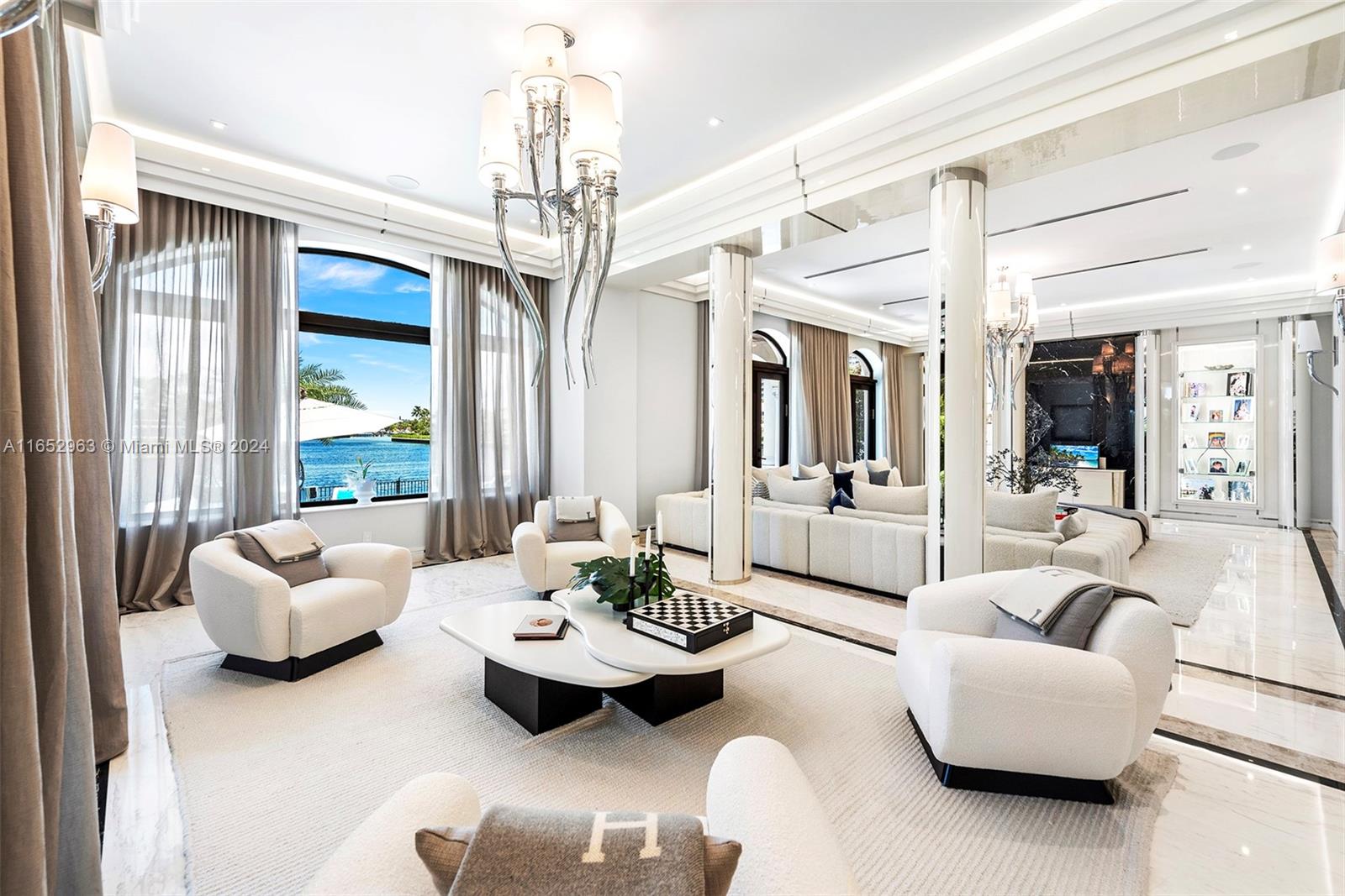 GOLDEN BEACH SEC E - Residential Lease