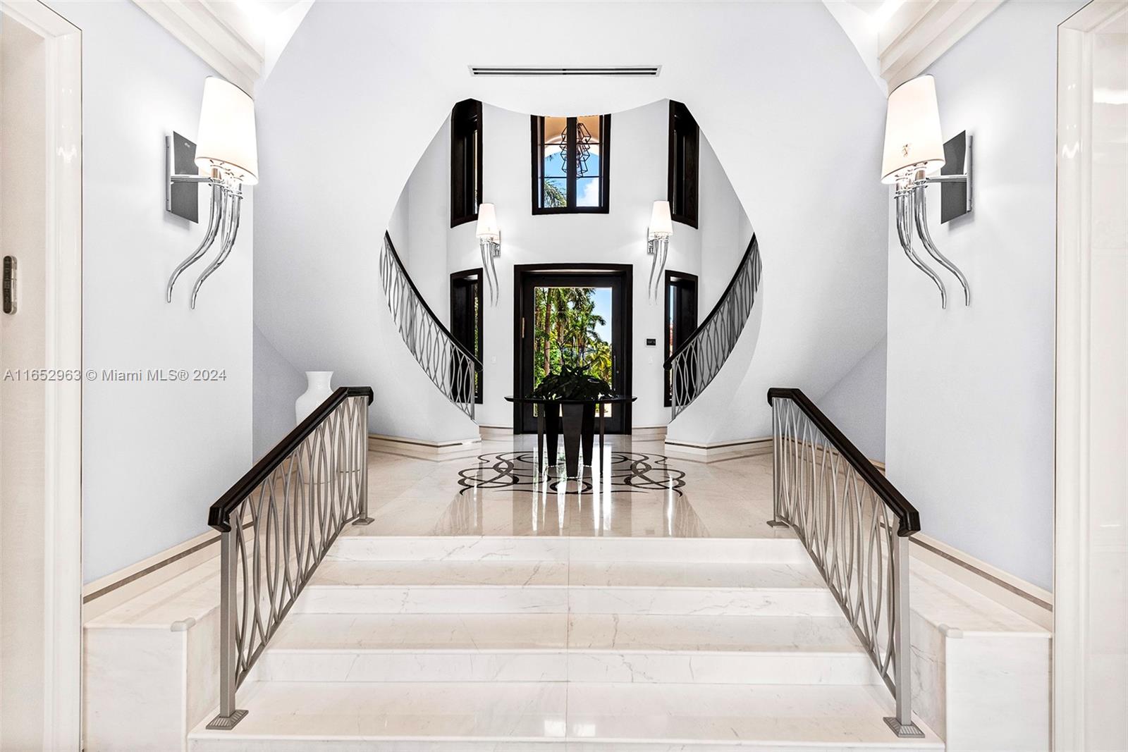 GOLDEN BEACH SEC E - Residential Lease