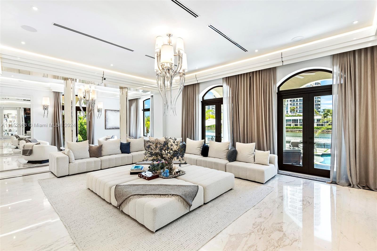 GOLDEN BEACH SEC E - Residential Lease