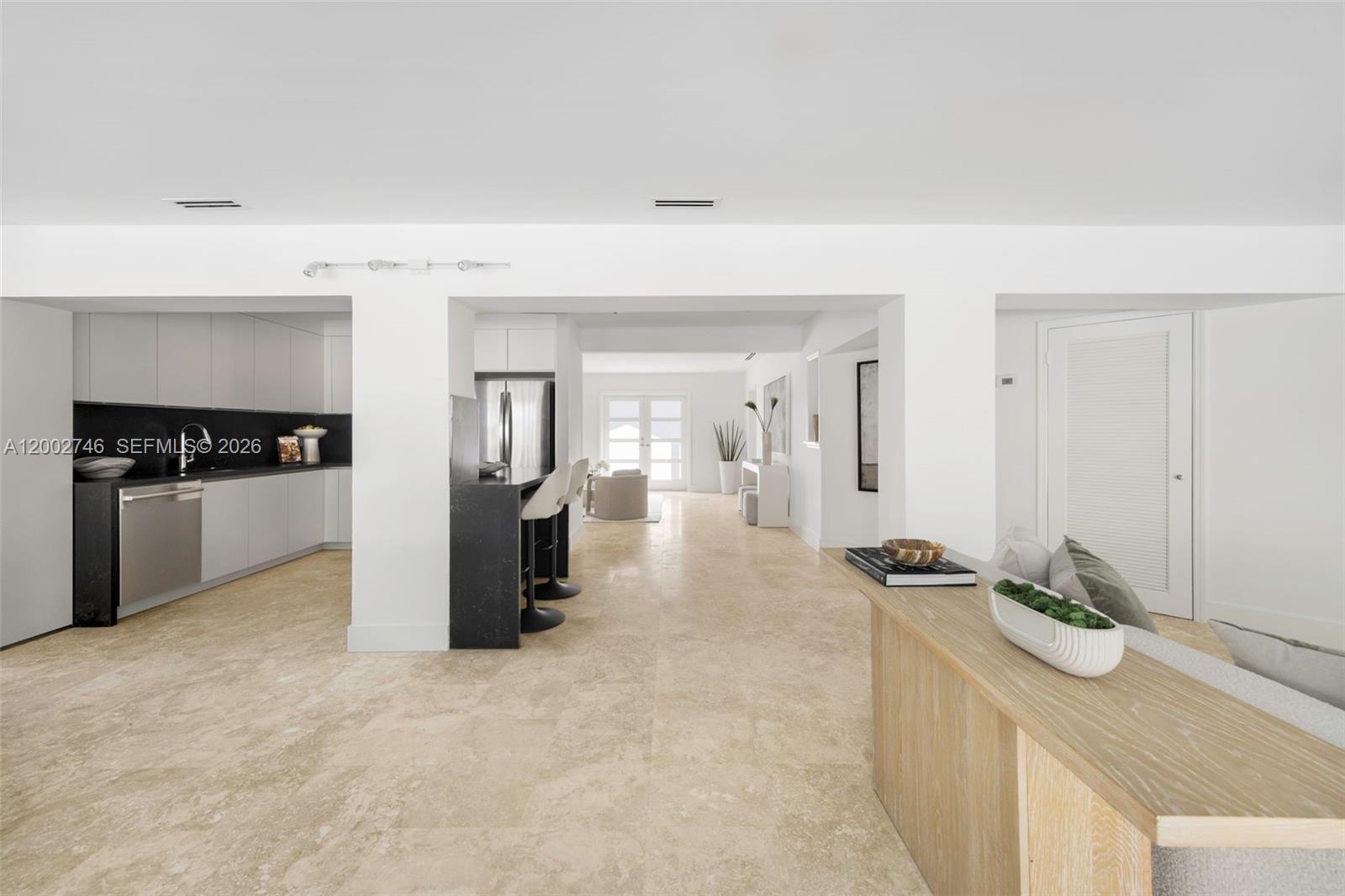 TROPICAL ISLE HOMES SUB 4 - Residential