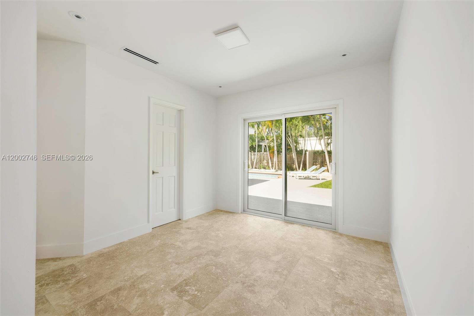 TROPICAL ISLE HOMES SUB 4 - Residential