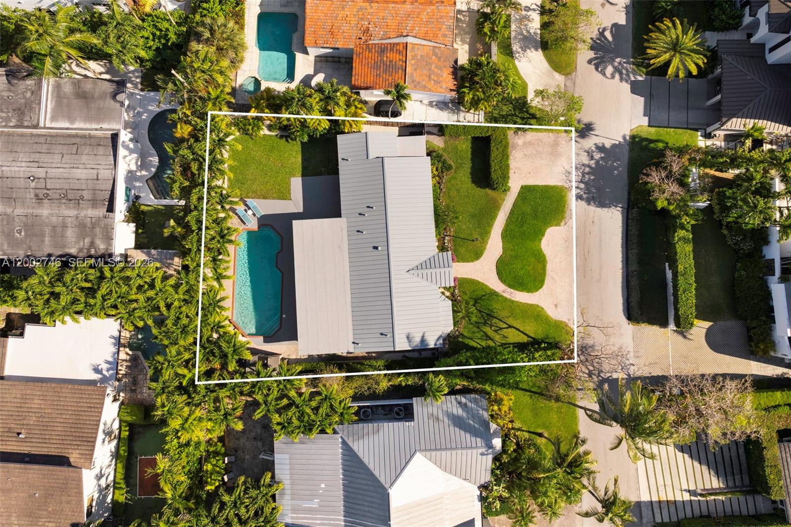 TROPICAL ISLE HOMES SUB 4 - Residential