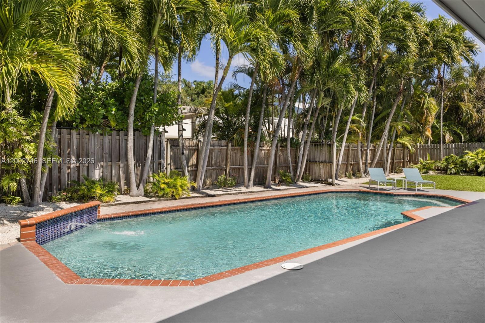 TROPICAL ISLE HOMES SUB 4 - Residential