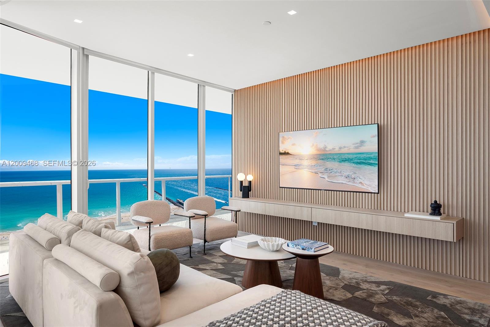 CONTINUUM ON SOUTH BEACH - Residential
