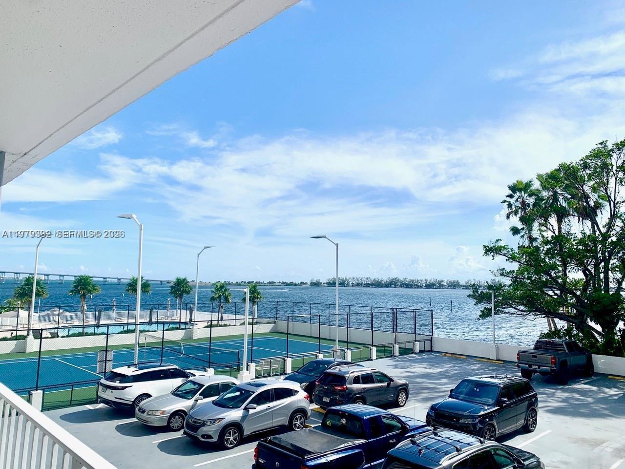 BRICKELL HARBOUR CONDO - Residential Lease