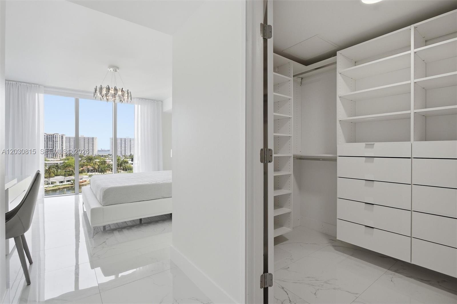 PARQUE TOWERS CONDO - Residential Lease