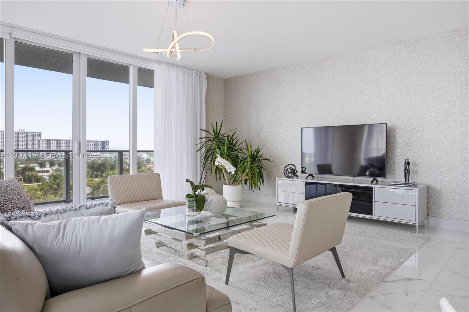 PARQUE TOWERS CONDO - Residential Lease