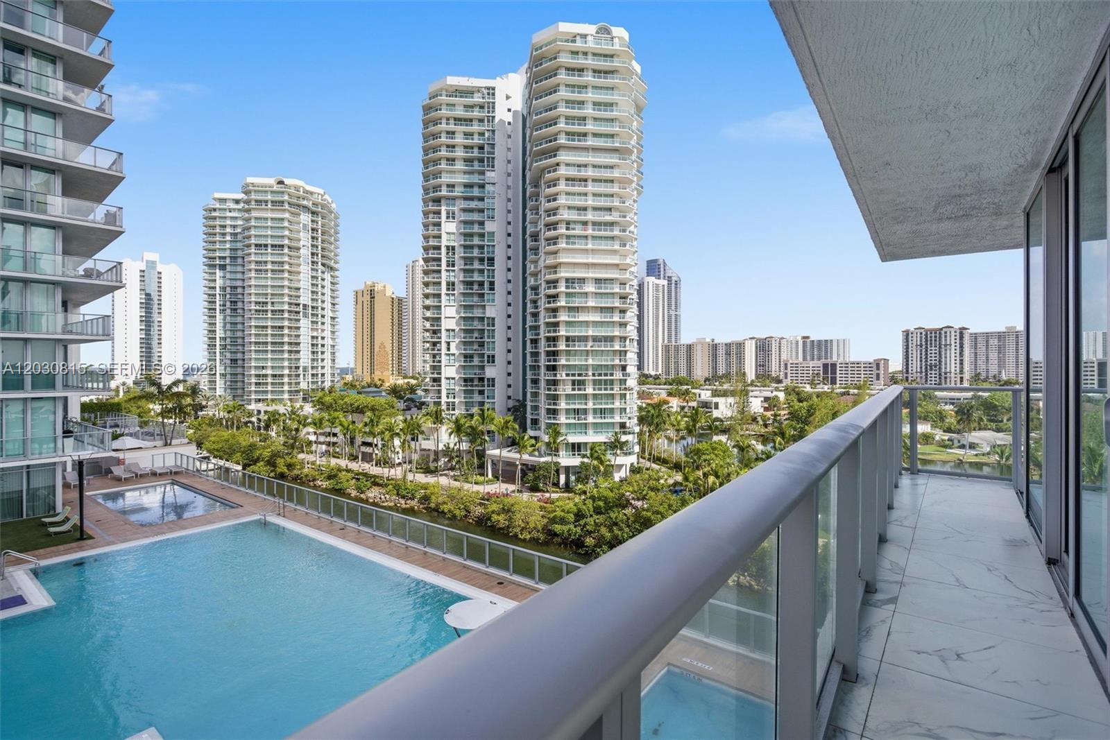 PARQUE TOWERS CONDO - Residential Lease