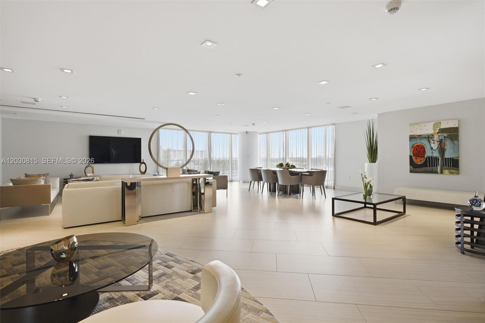 PARQUE TOWERS CONDO - Residential Lease