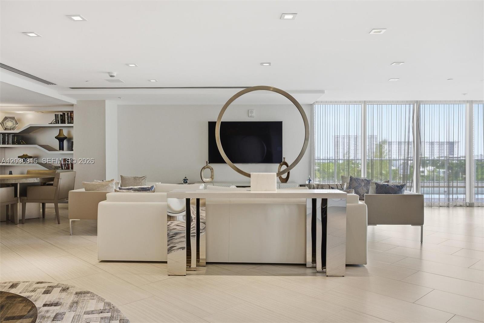 PARQUE TOWERS CONDO - Residential Lease